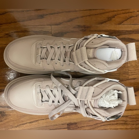 ✨ New In Box ✨ Nike Air Force 1 Hi Pink Shoes - Picture 5 of 6